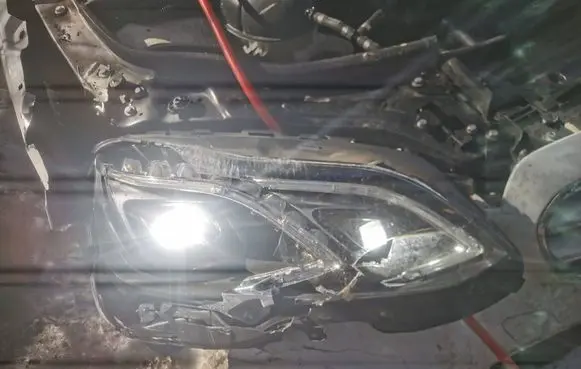 Mercedes-Benz E W212 Headlight/headlamp A2128202439 1EX01106628 A2C307549