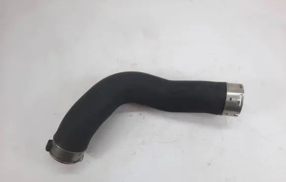 BMW 5 F10 F11 Intercooler hose/pipe 7810615