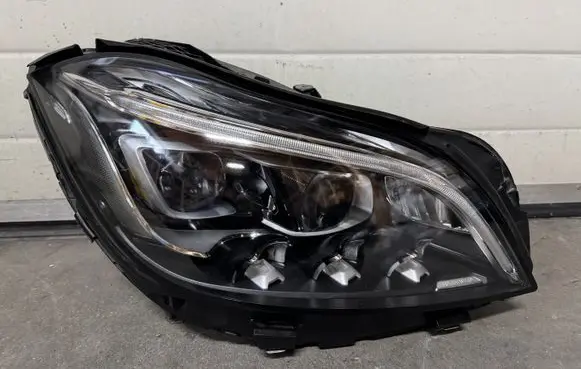 Mercedes-Benz CLS C218 X218 Headlight/headlamp A2189067202