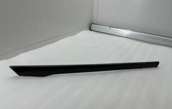 Tesla Model X Other rear door trim element 103608122B BDZ19168250017
