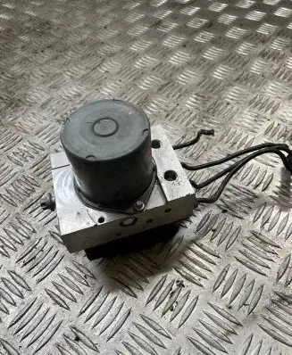 Mercedes-Benz E W212 ABS Pump A2184310112