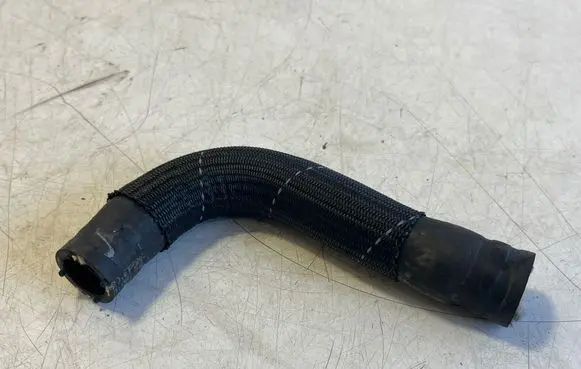 Mercedes-Benz GLB X247 Engine coolant pipe/hose 23373