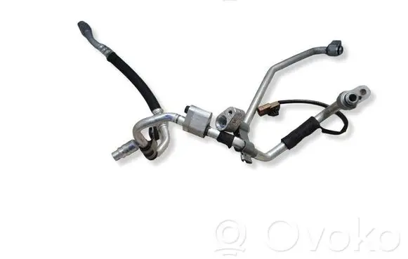 Nissan Leaf II (ZE1) Air conditioning (A/C) pipe/hose 924404NR08 M0172021