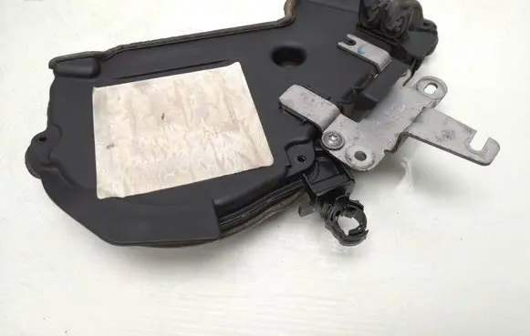 Citroen C4 Cactus Timing belt guard (cover) 9805237280