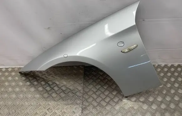 BMW 3 E90 E91 Fender 