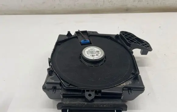 Mini Cooper Countryman R60 Subwoofer speaker 9800511