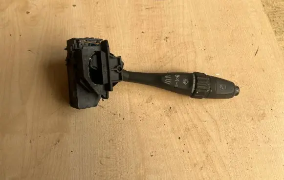 Mitsubishi Space Star Wiper control stalk