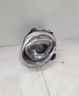 Fiat 500L Headlight/headlamp 5207420