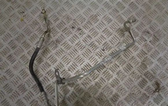 Air conditioning (A/C) pipe/hose