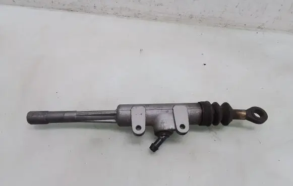 BMW 5 E34 Clutch master cylinder S5459A