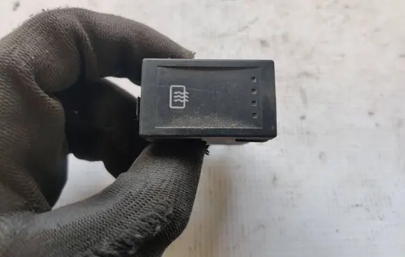 Volkswagen Transporter - Caravelle T4 Windscreen/window heater switch 7D0959621