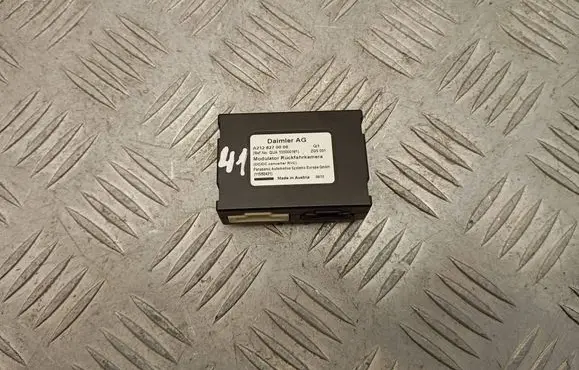 Mercedes-Benz CLS C218 X218 Camera control unit module A2128270006