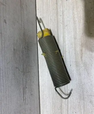 Mercedes-Benz CLS C219 Tailgate/trunk/boot tension spring 