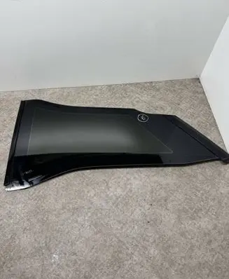 BMW i3 Rear side window 7288189