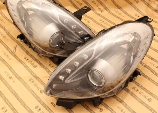 Alfa Romeo Giulietta Headlights/headlamps set 50520228 50520220