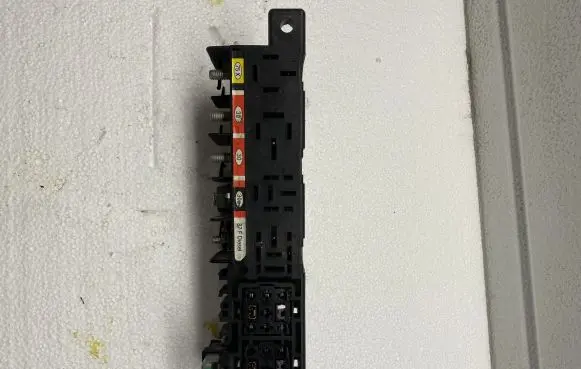 Volkswagen Golf IV Fuse box set 8L0941822