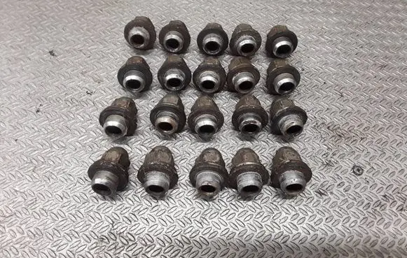 Mitsubishi Pajero Pinin Nuts/bolts