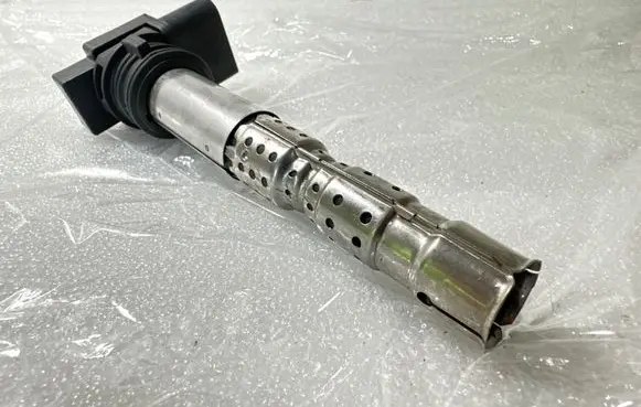 Audi A8 S8 D2 4D High voltage ignition coil 07C905115J