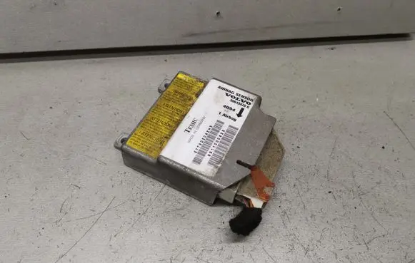 Volvo S40, V40 Airbag control unit/module 30613470