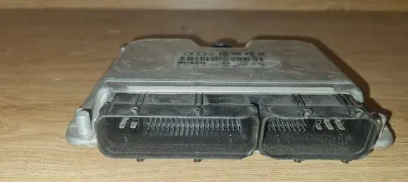 Audi A4 S4 B5 8D Engine control unit/module 038906019BR