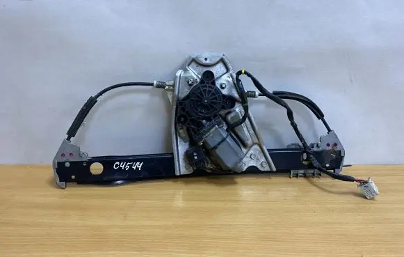 Mercedes-Benz S W220 Rear door window regulator with motor A2207300346 C4544