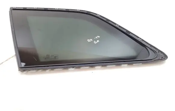 Audi Q7 4M Rear side window 4M0845297B