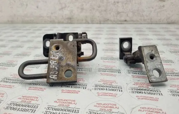 Audi A3 S3 8L Front door hinges set 8L3831412