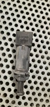 Renault Master II Brake pedal sensor switch 24890