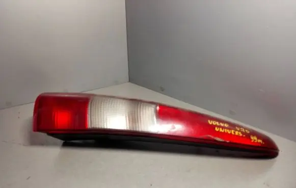 Volvo S70 V70 V70 XC Rear/tail lights 9169472 9157799