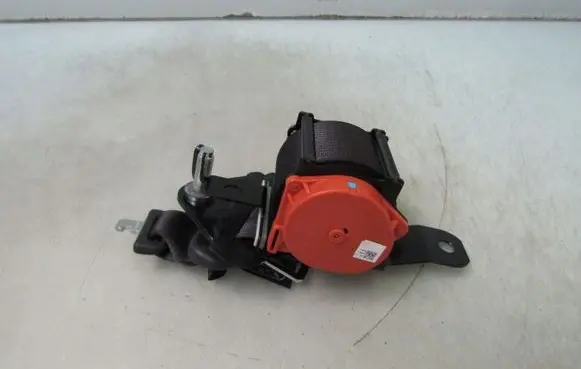 Honda ZR-V Middle seatbelt (rear) ZRV