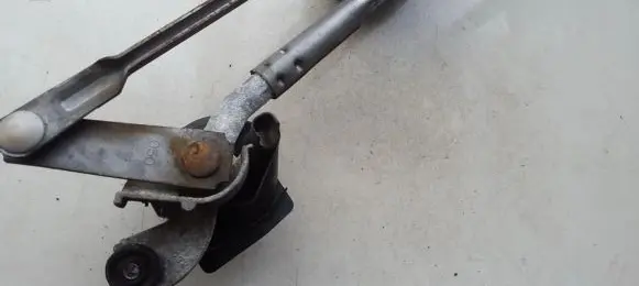 Mazda 6 Front wiper linkage and motor