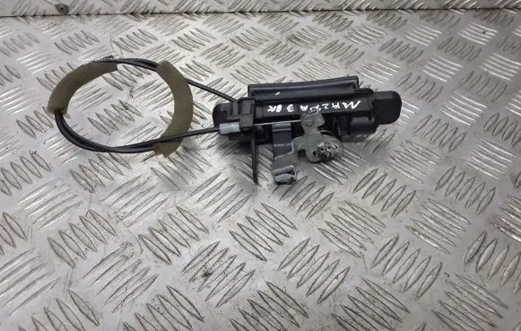 Mazda 3 I Tailgate/trunk/boot lock/catch/latch