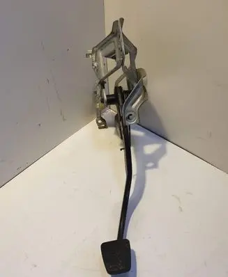 Opel Zafira A Brake pedal 13133242