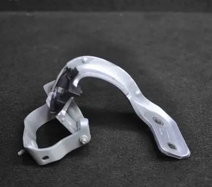 Tailgate/trunk/boot hinge