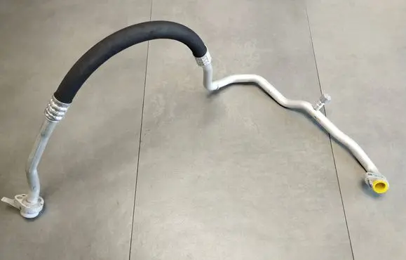 Volkswagen Tiguan Air conditioning (A/C) pipe/hose 5QF816743AA