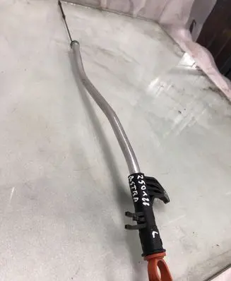 Opel Astra L Oil level dip stick 9824425380