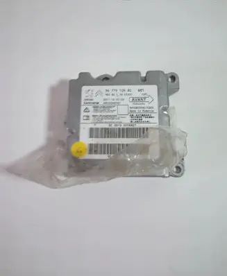 Citroen DS5 Airbag control unit/module 9677910980