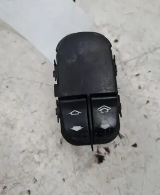 Ford Focus Electric window control switch 03162302