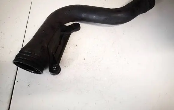 Volkswagen Touran I Intercooler hose/pipe 1K0145762P