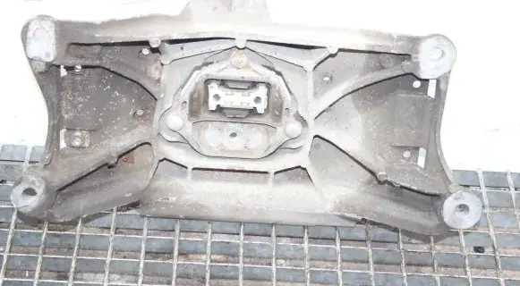 Audi A6 S6 C7 4G Gearbox mounting bracket 8K0399263BA