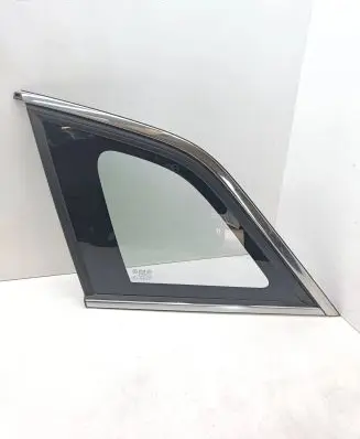 Opel Antara Rear side window 96660068