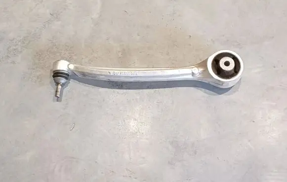 Tesla Model S Front control arm P104157000B