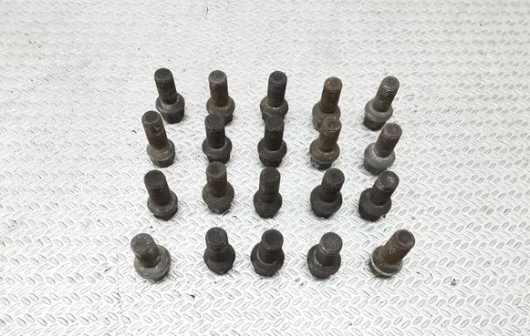 Mercedes-Benz ML W163 Nuts/bolts 