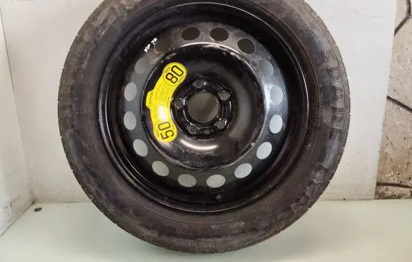 Volvo XC70 R17 spare wheel