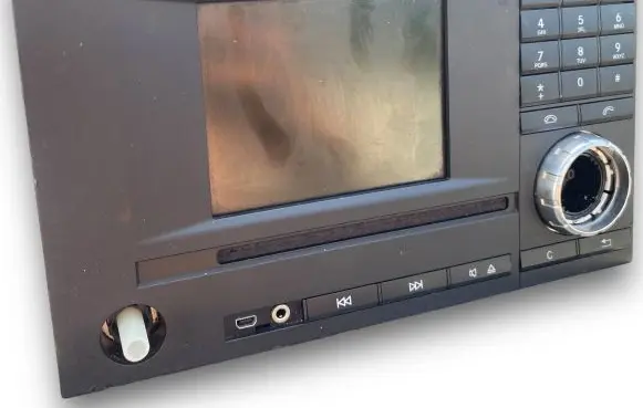 Mercedes-Benz 250 280 C CE W114 Radio/CD/DVD/GPS head unit NR321 A0004467662
