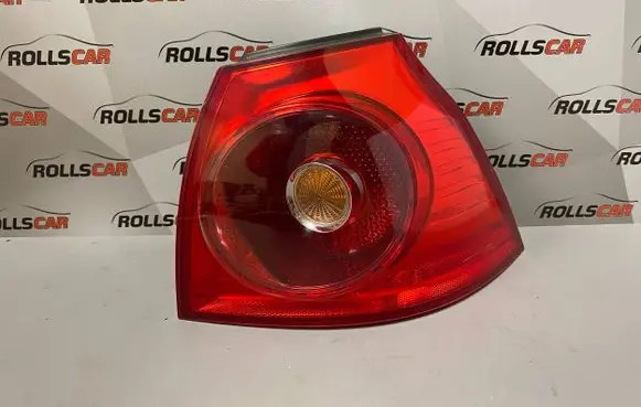 Volkswagen Golf V Rear/tail lights 1K6945096E
