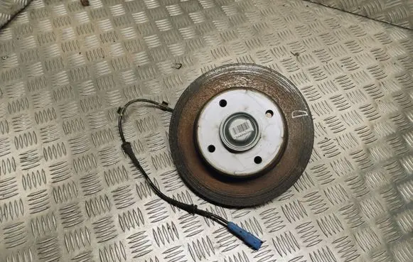 Citroen C4 Cactus Rear wheel hub