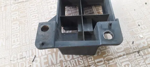 Mercedes-Benz Sprinter W906 Front bumper mounting bracket