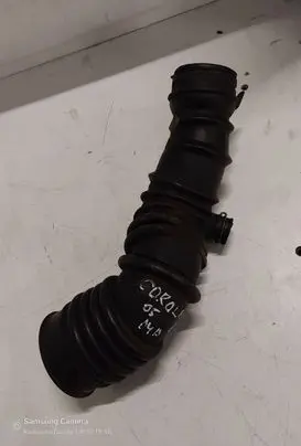 Toyota Corolla E120 E130 Air intake hose/pipe