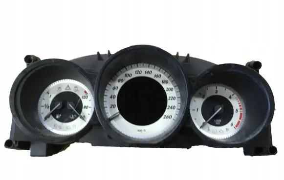 Mercedes-Benz CLS C218 AMG Speedometer (instrument cluster)